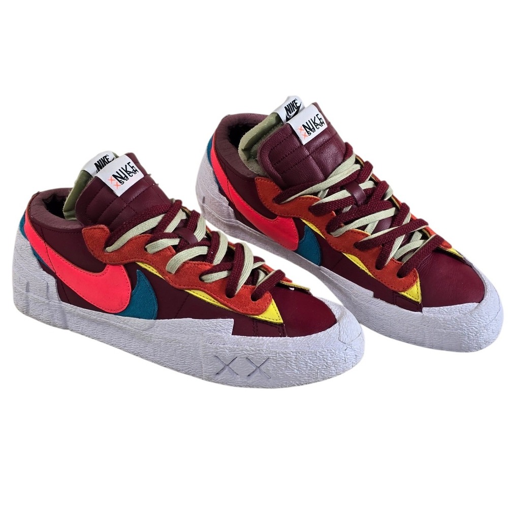 Nike Blazer Low Kaws sacai Team Red Burgundy DM7901-600 Mens Size 11